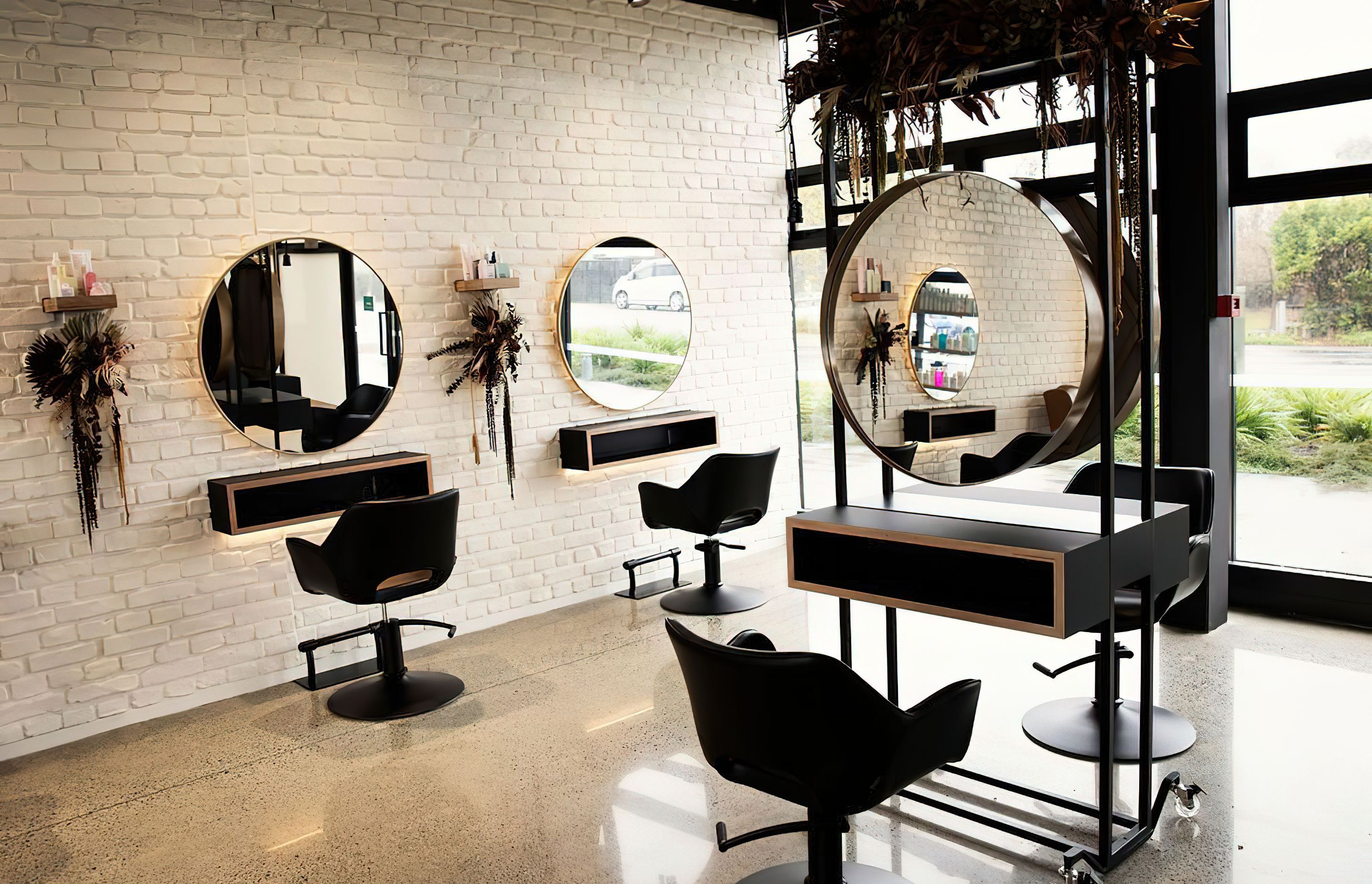 Aneia Warner Salon