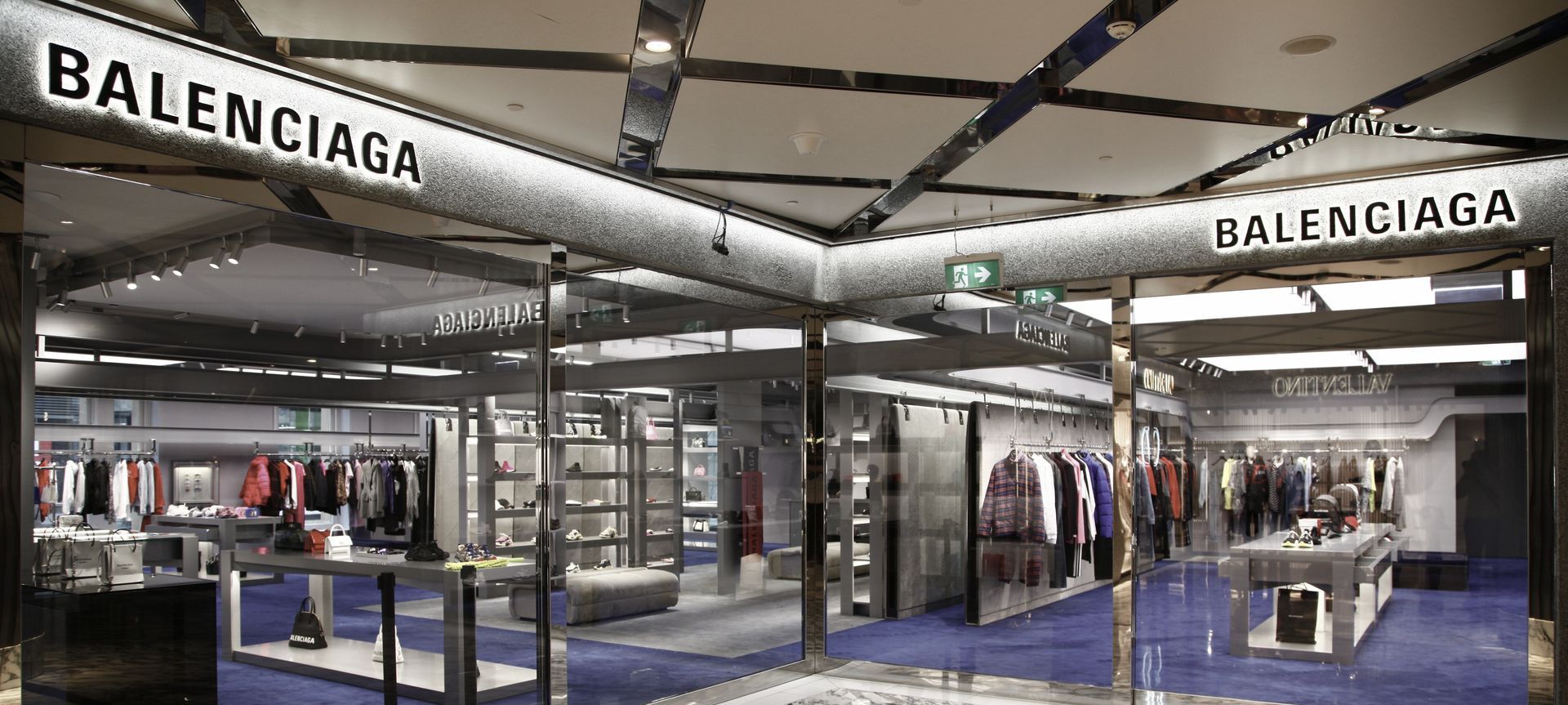 Balenciaga, Sydney banner
