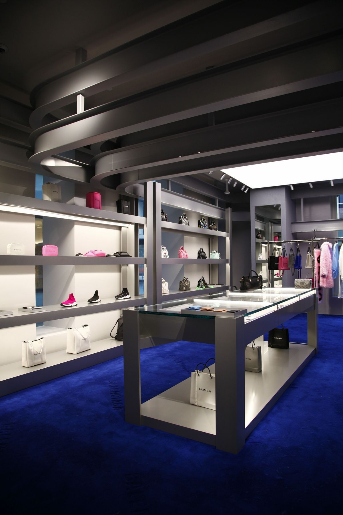 Balenciaga, Sydney