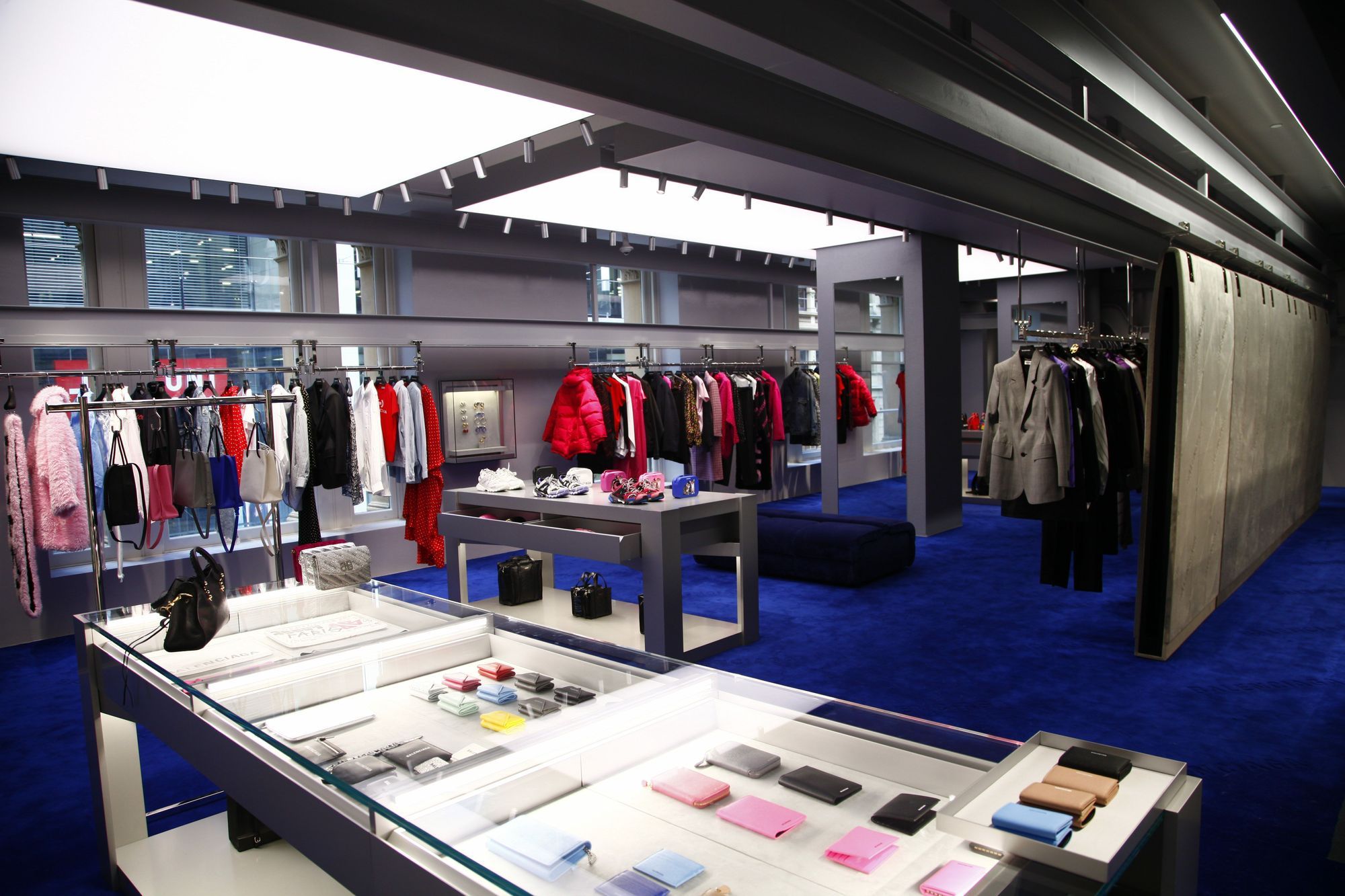 Balenciaga, Sydney