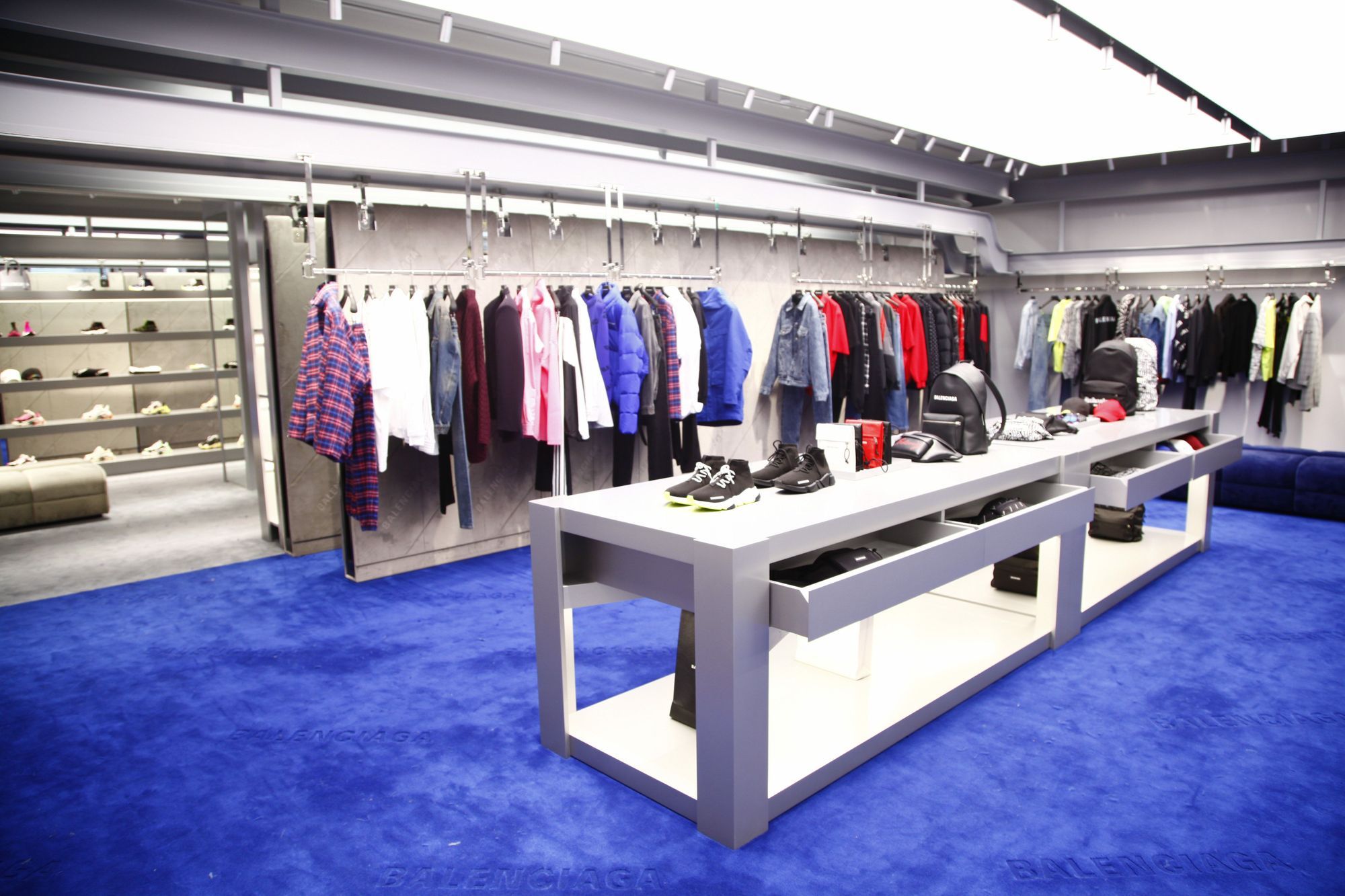 Balenciaga, Sydney