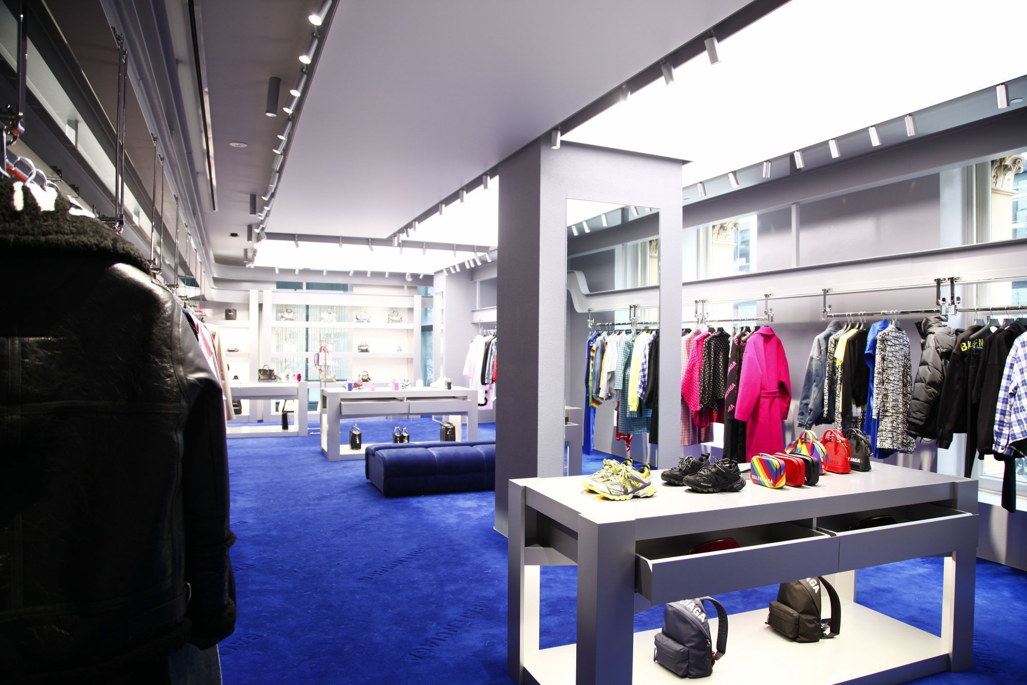 Balenciaga, Sydney