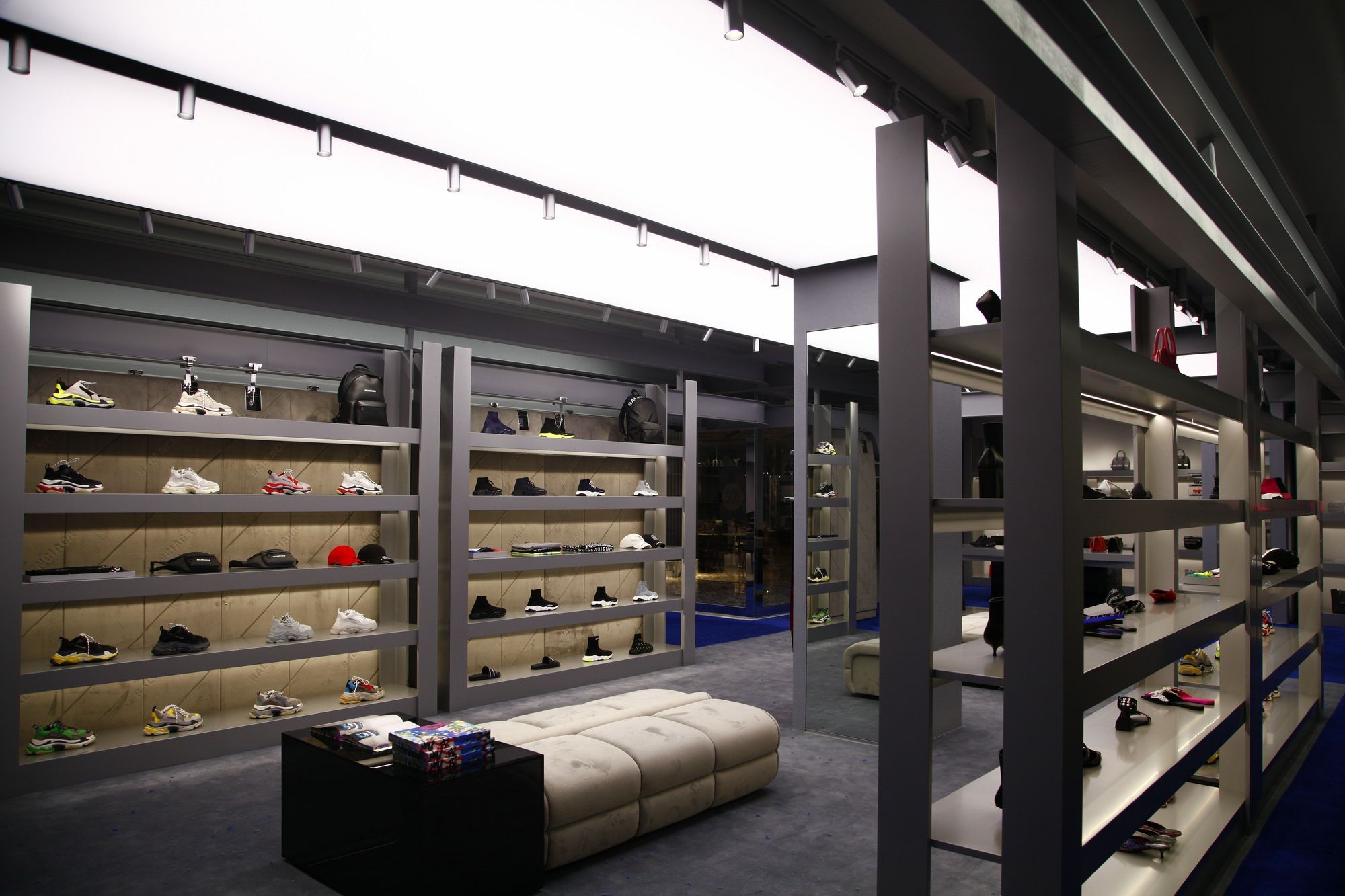 Balenciaga, Sydney