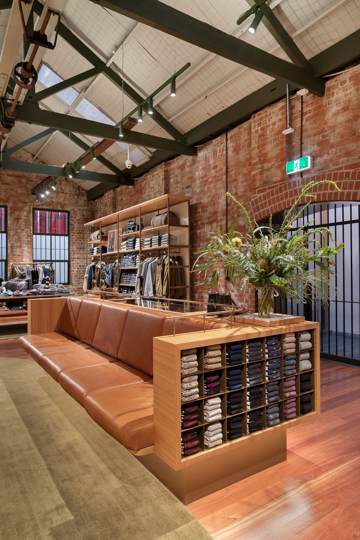 RMWilliamsMelbourneCentralLowRes-28-v2.jpg