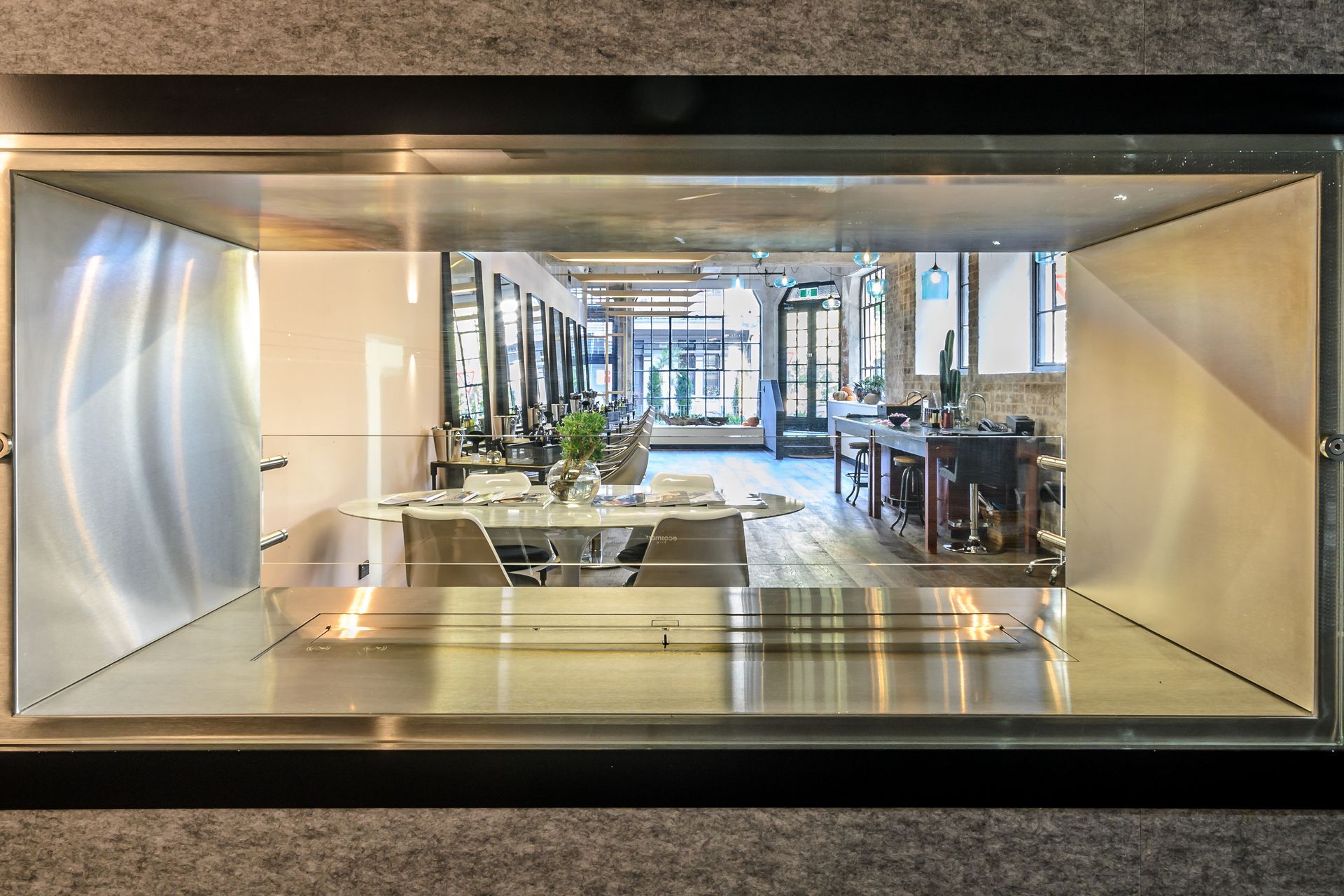 Raw Hair, Surry Hills