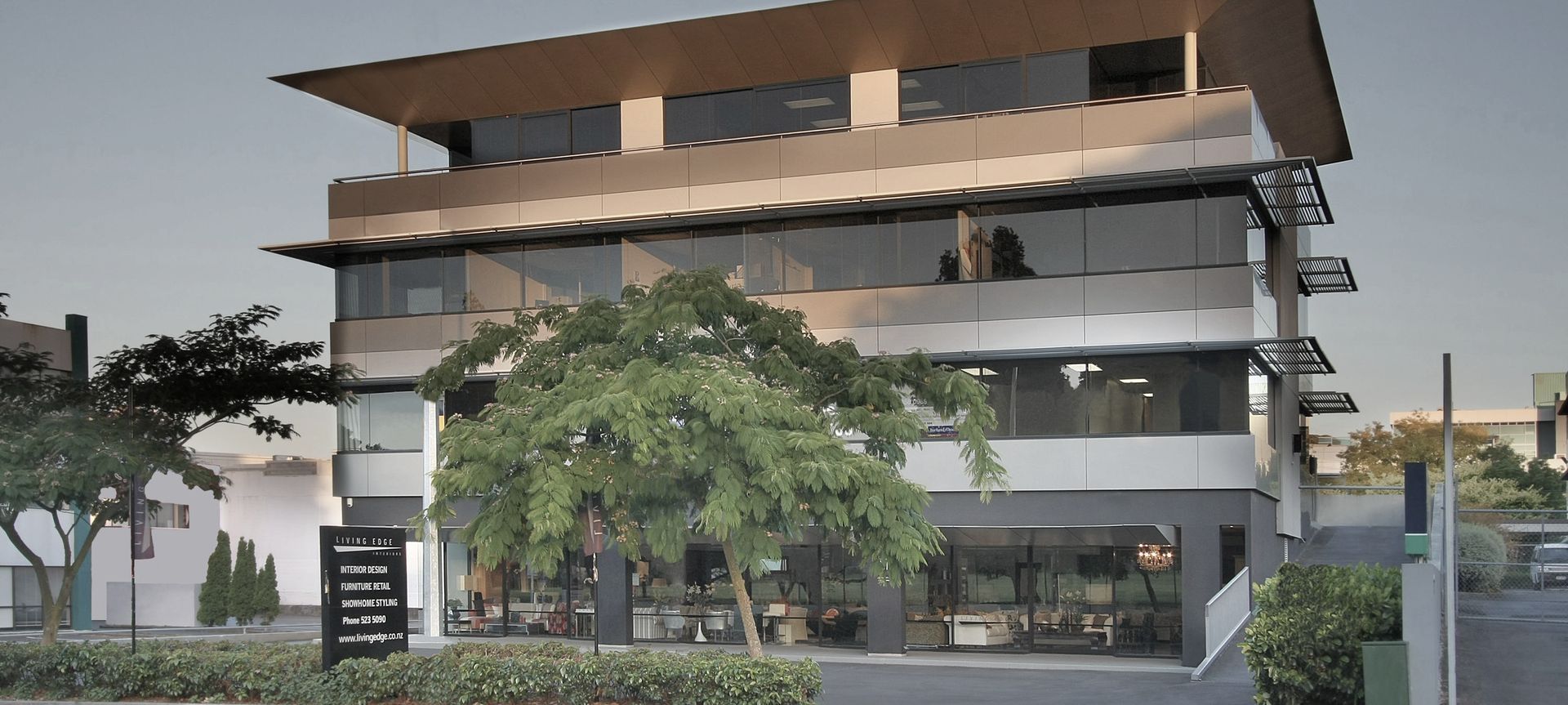 Young Building Office & Retail banner
