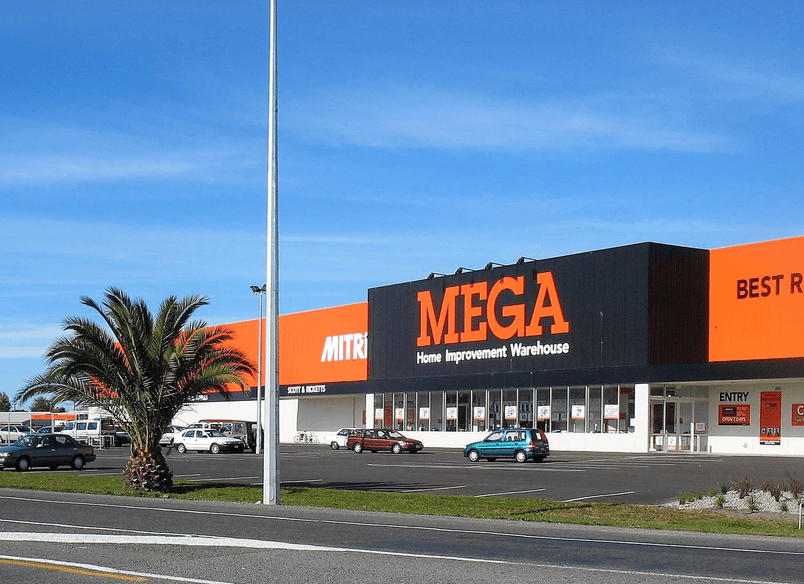 Mitre 10 Mega, Napier