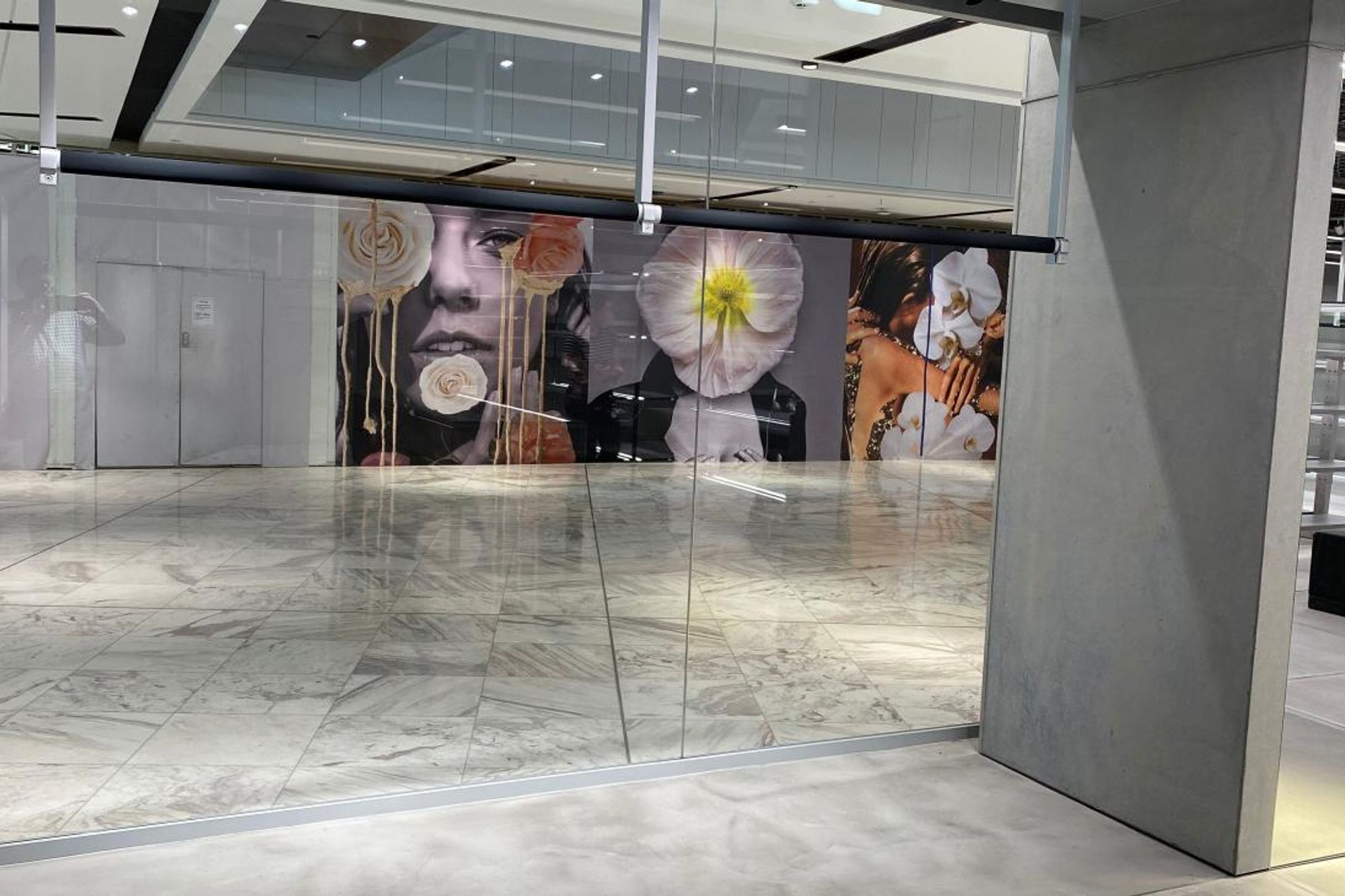 Shopfront-Balenciaga.jpg