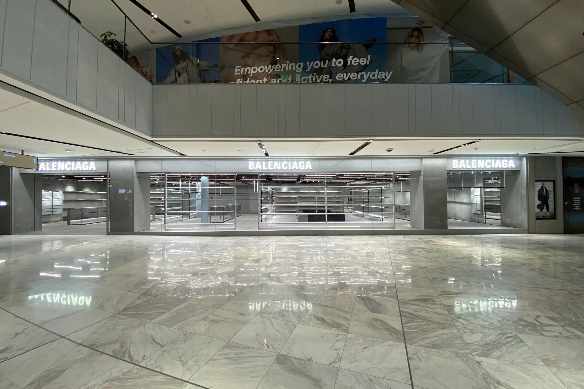 Shopfront-Balenciaga2-v3.jpg