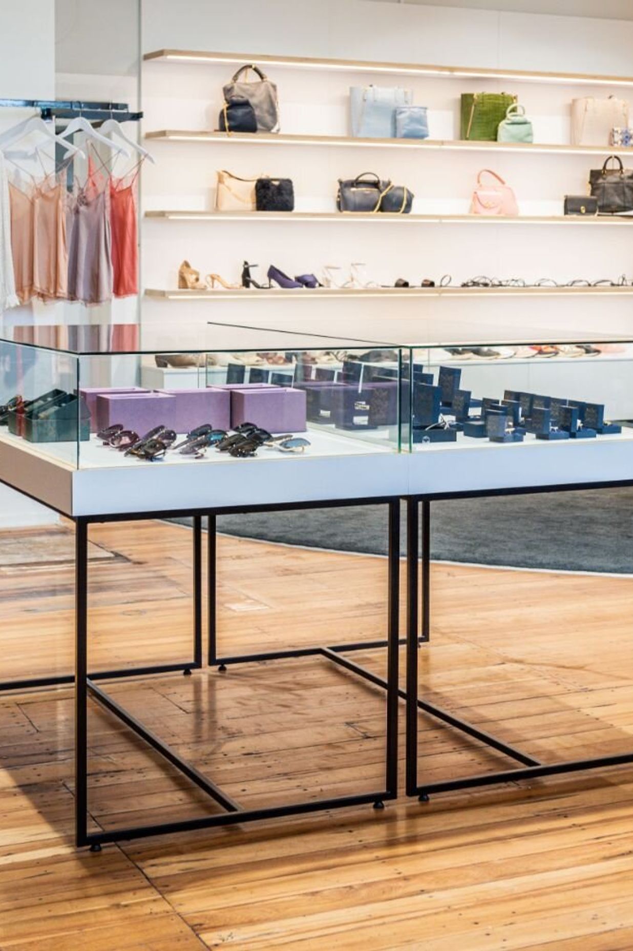 Sisters &amp; Co Cambridge Retail Fitout