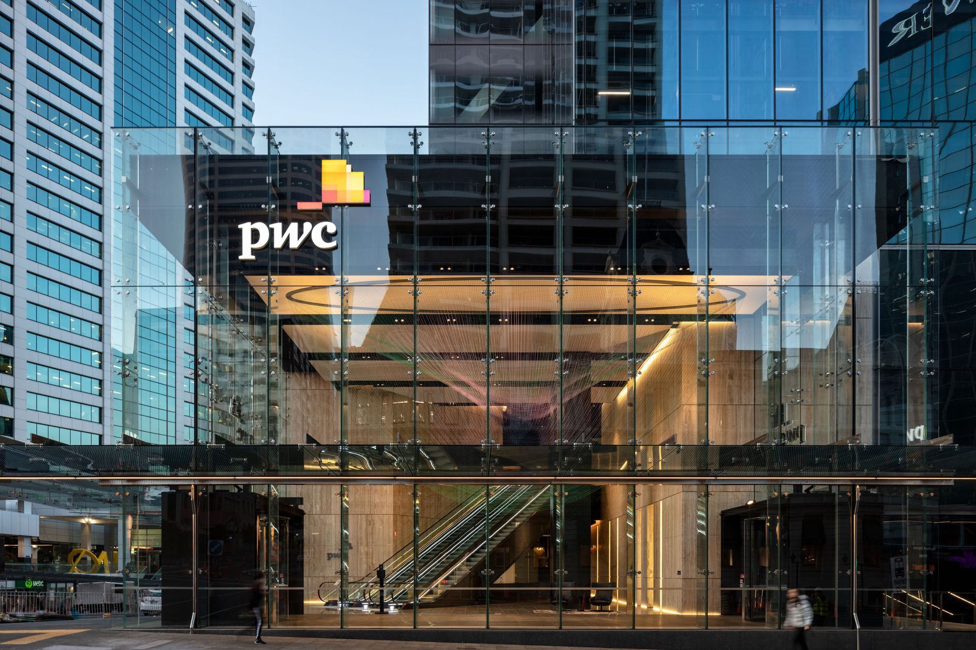 Commercial Bay | Street Lobby