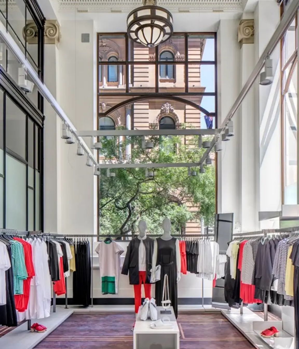 ##COS Flagship Store