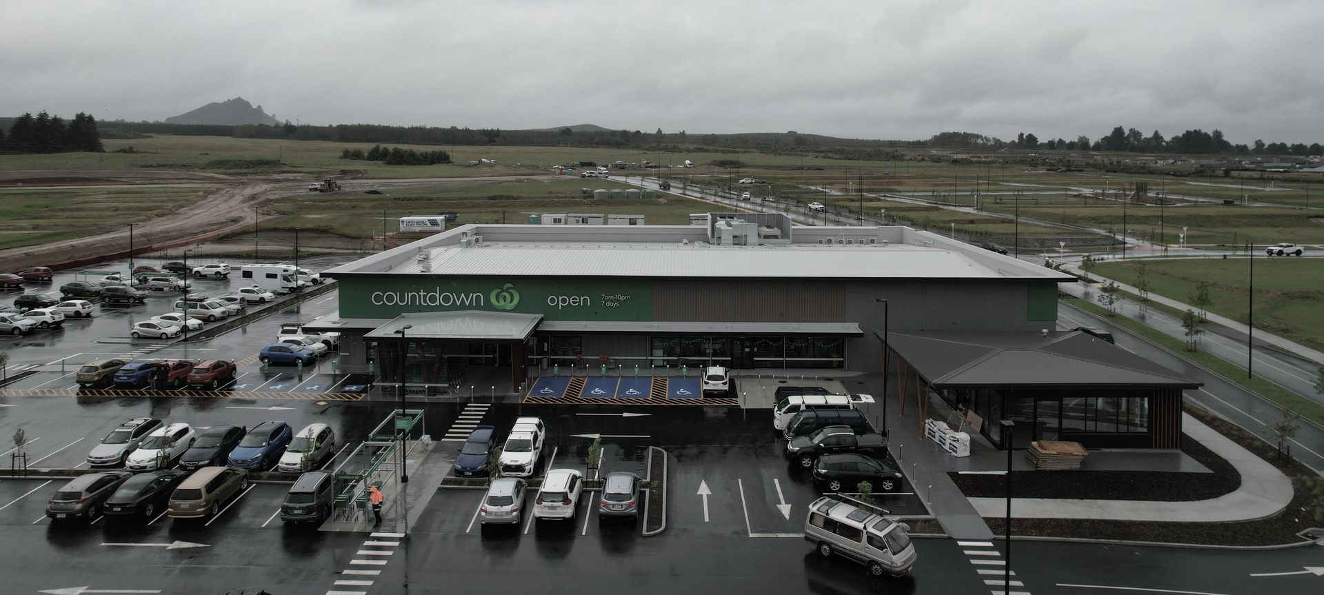 Delivering Electrical Excellence on Large-Scale Commercial Project - Woolworths Taupō South Case Study banner