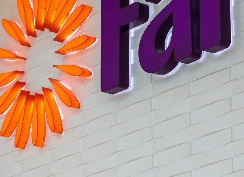 3D Farmers Wall Façade