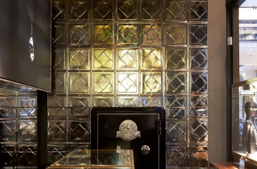 Bunda Boutique II, Queen Victoria Building, Sydney