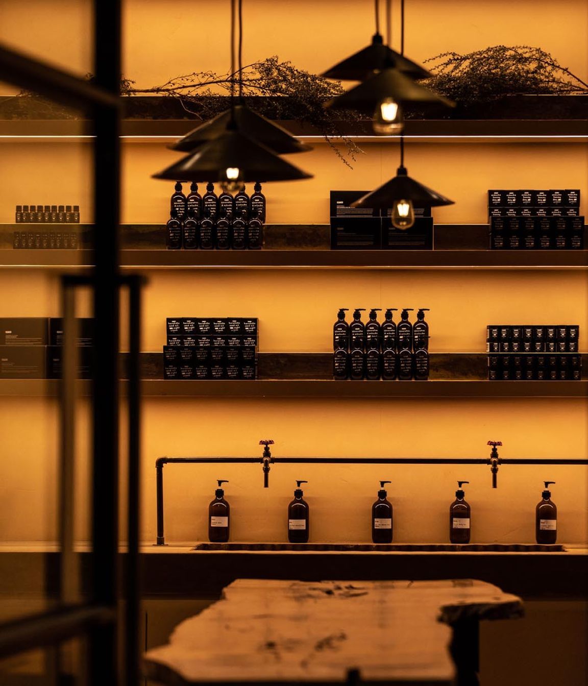 wonder-group-interior-retail-aotea-13-2400x.jpg