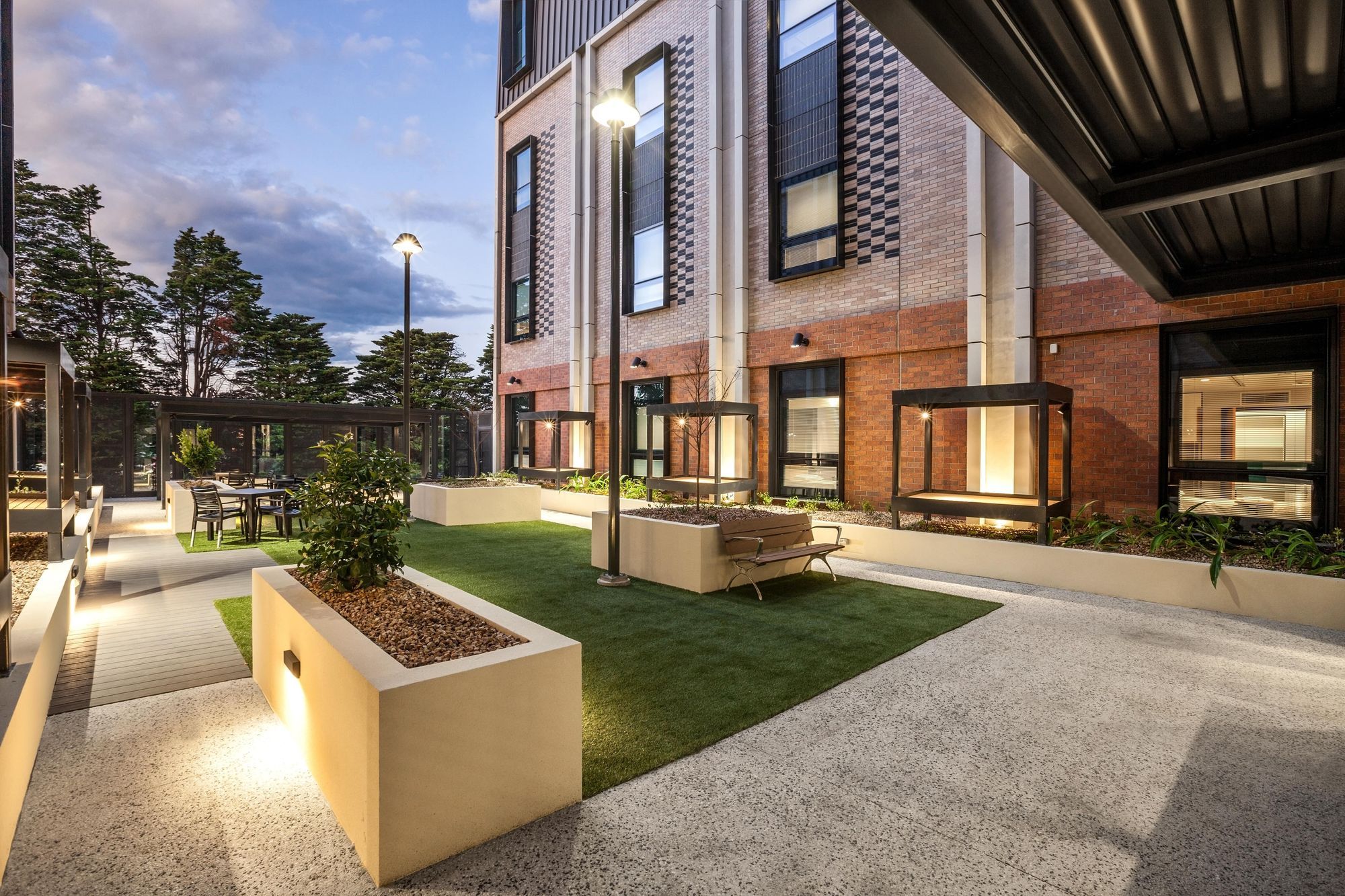 Brick-inlay-facade-rear-murrenda-residentail-aged-care-min.jpg