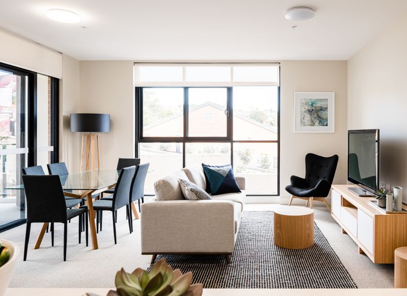 The Lakeview Apartments