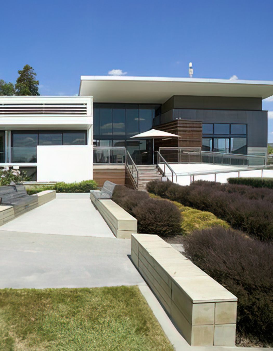 Lauriston Village Centre