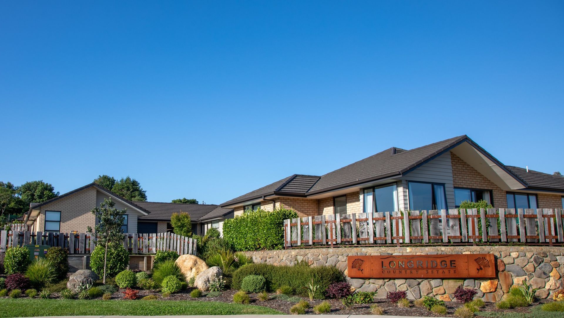 Longridge Country Estate, Paeroa banner