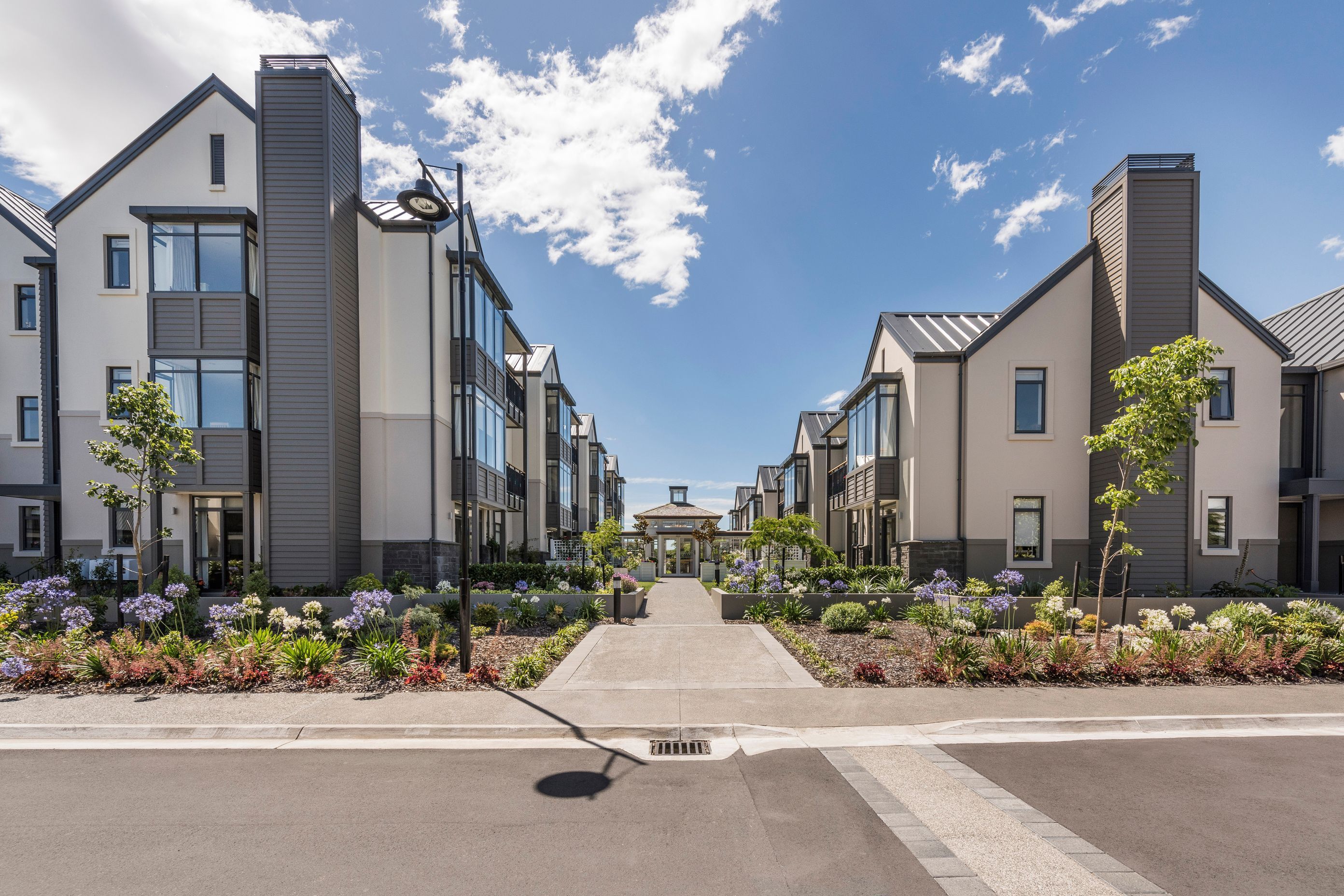Russley-VillageSCG5574.jpg