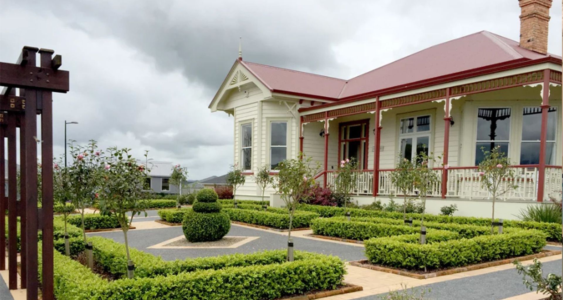 Whare Ora, Lauriston Park banner