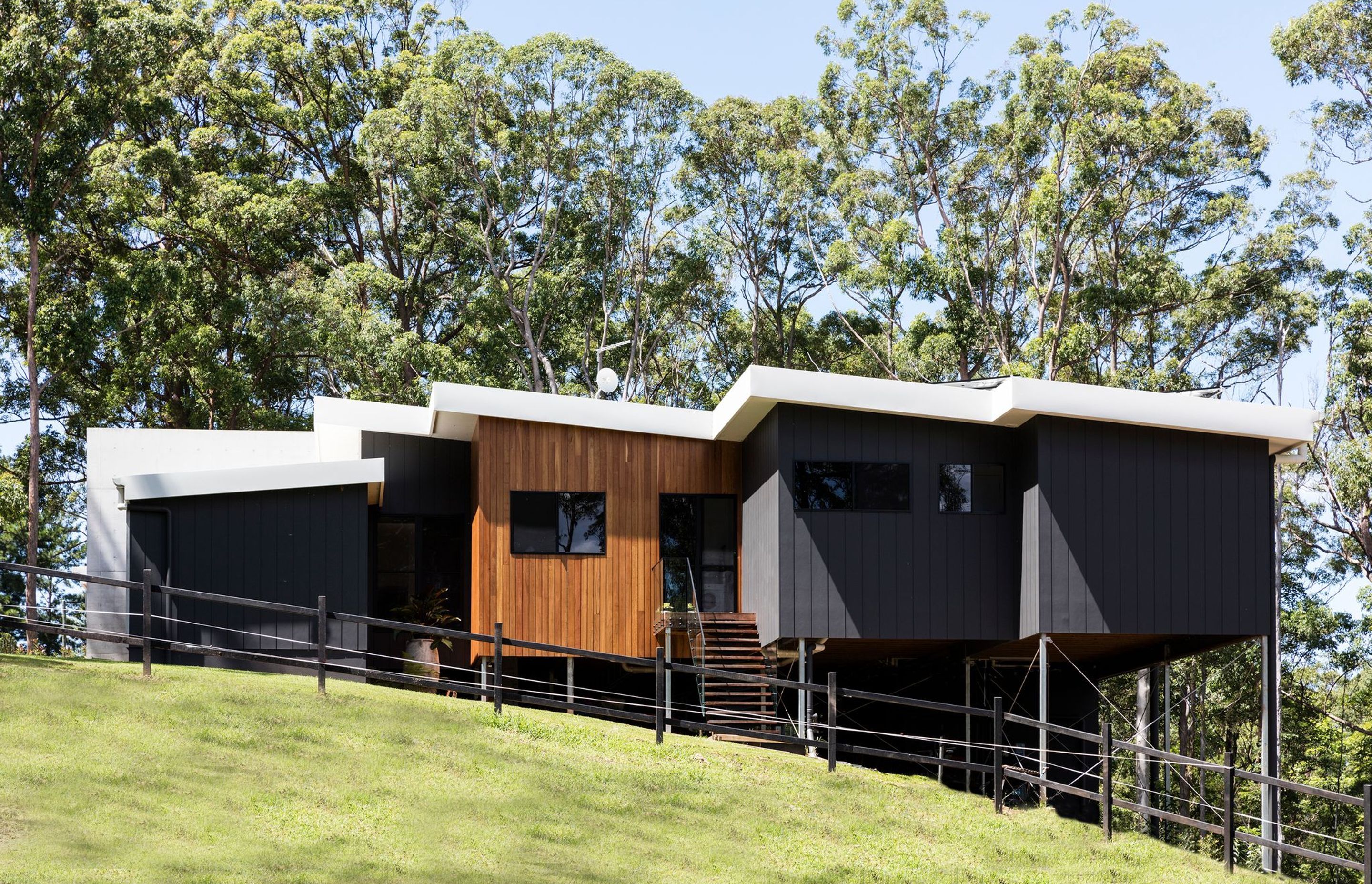 LEEDING RESIDENCE
