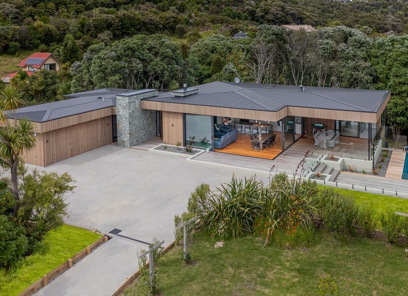 Cooks Beach Holiday Home