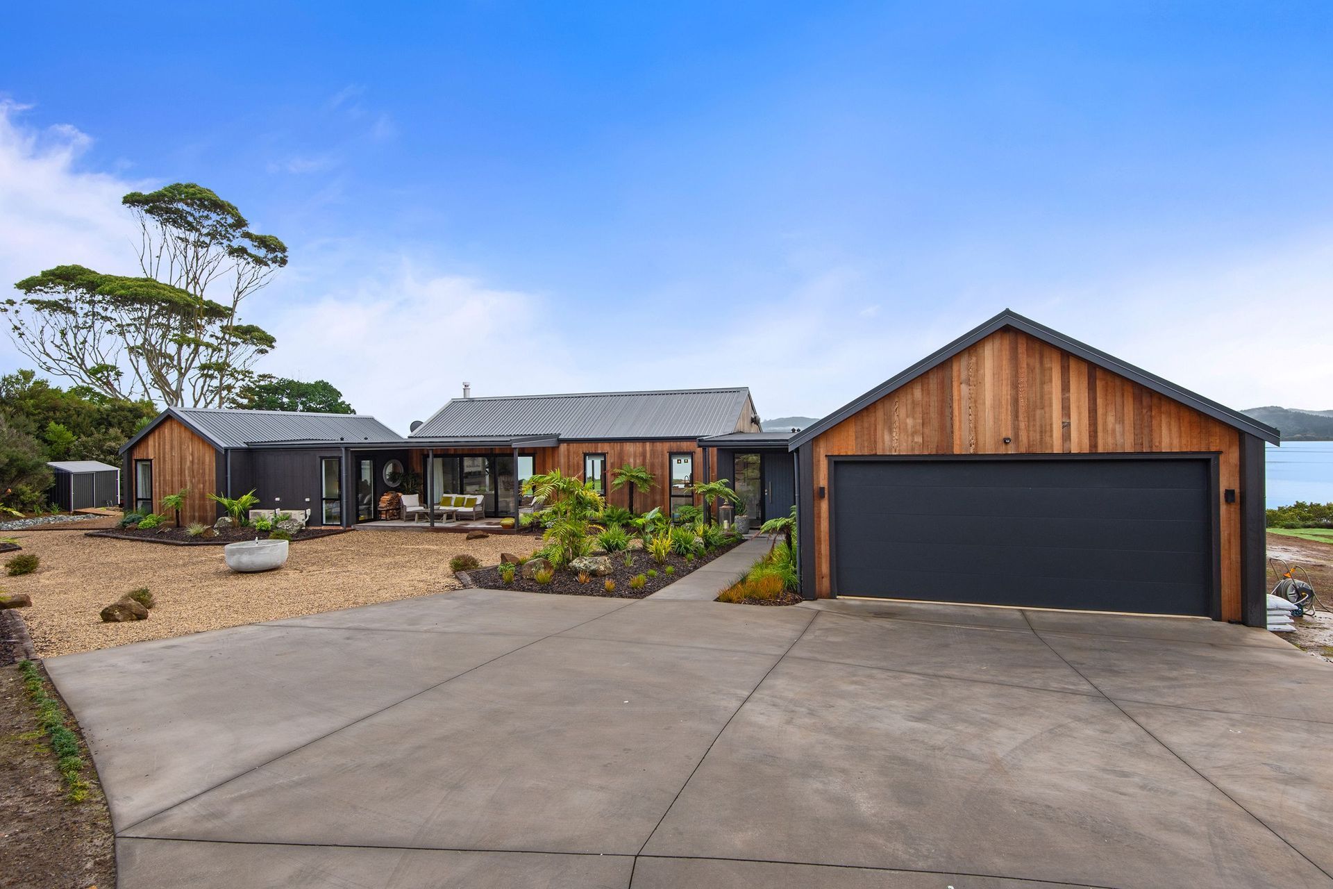 Paewhenua Island House 2