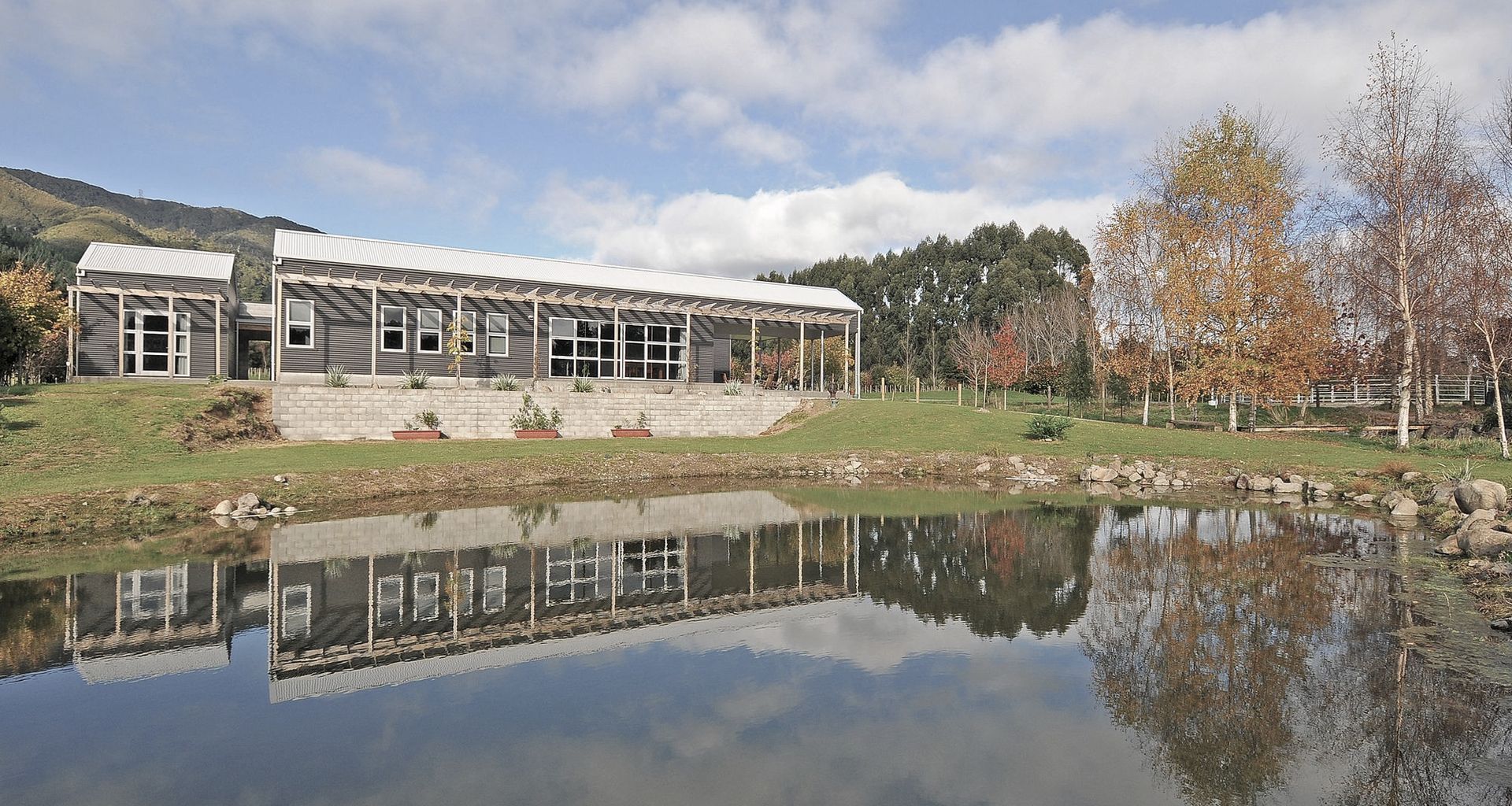 Mangaroa - New Build banner