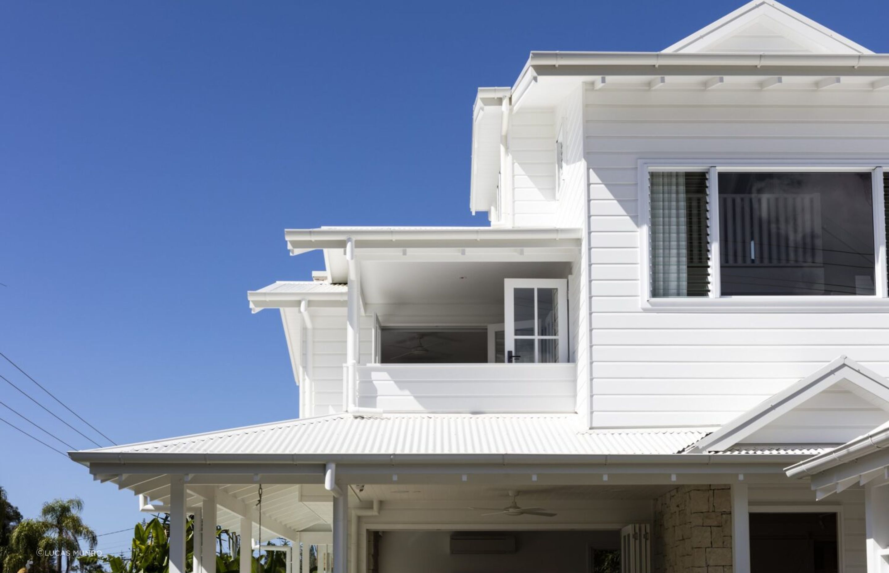 01Externals16-scaled.jpg