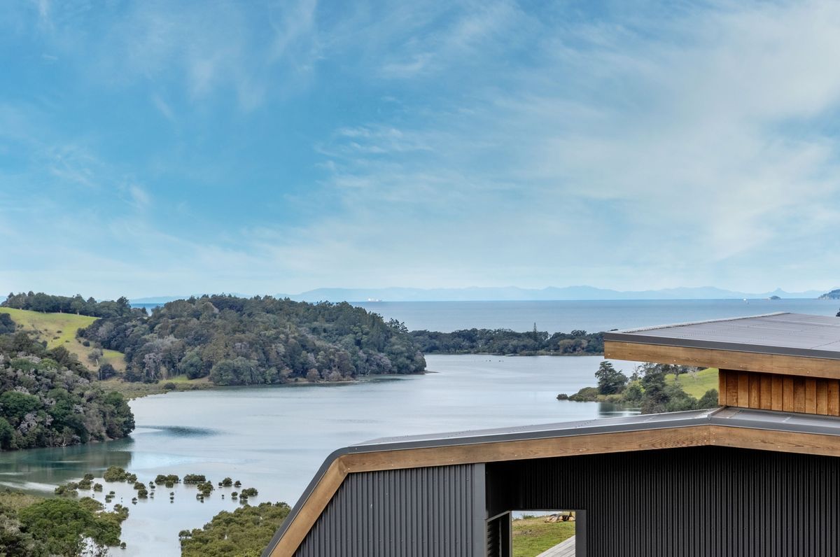Lean-To House