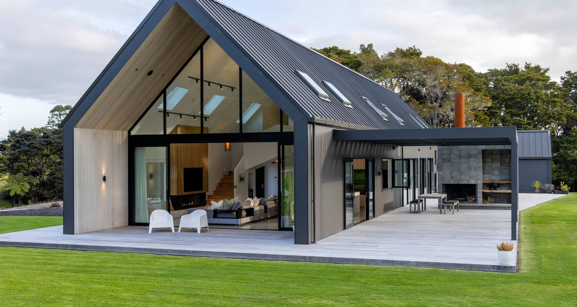 Barn House banner