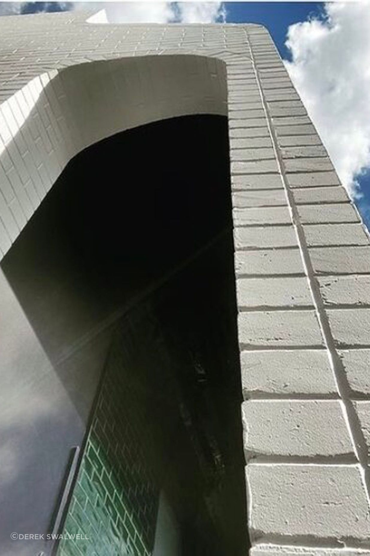 10-v12.jpg