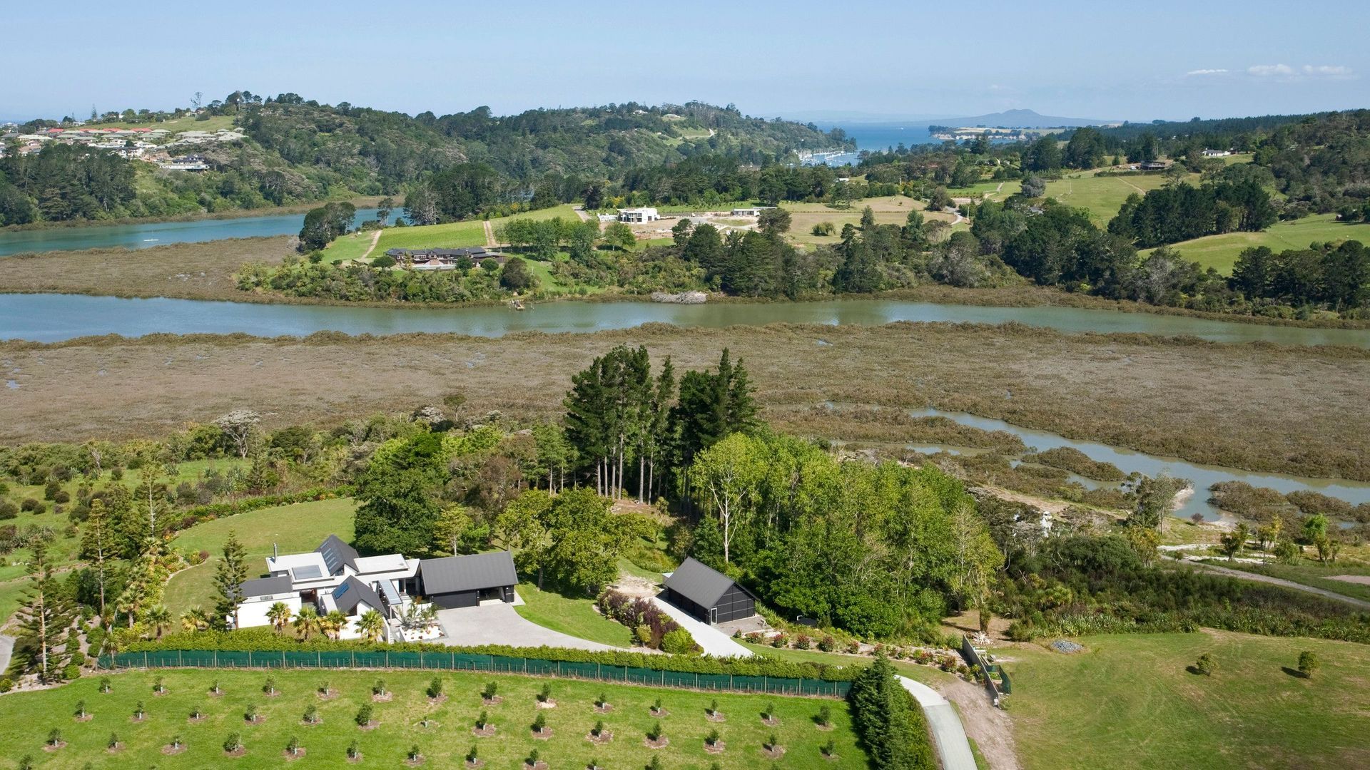 Ōrewa Riverside banner