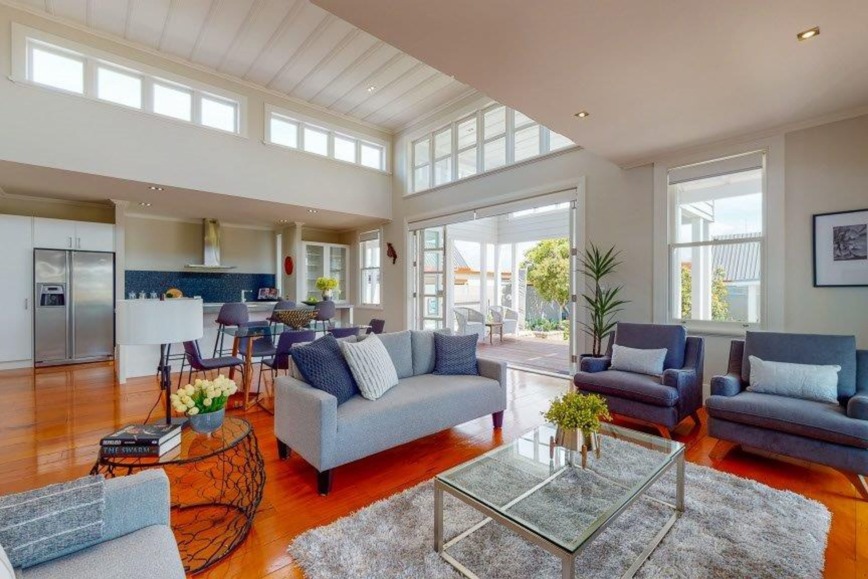 Thames Residence