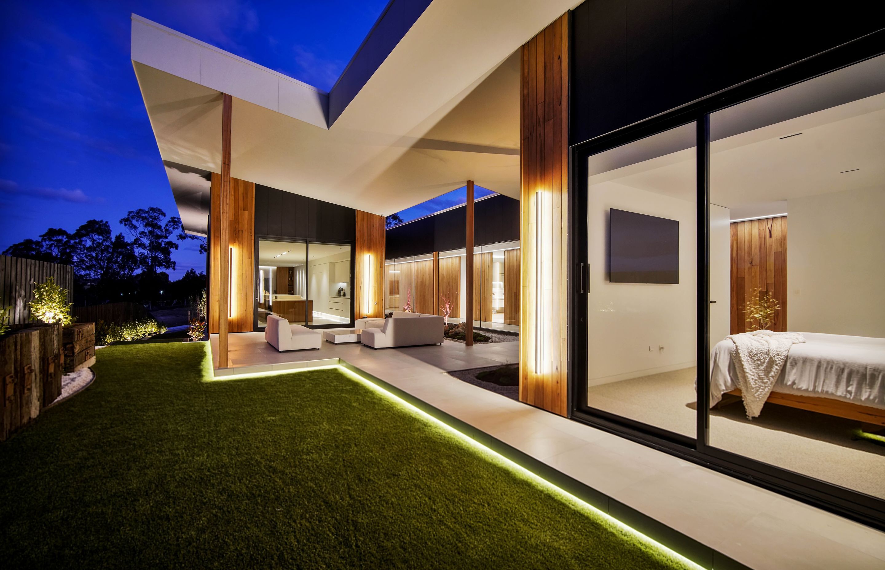 12-External-Living.jpg