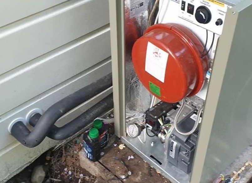 Tikokino House - Central Heating & Domestic Hot Water