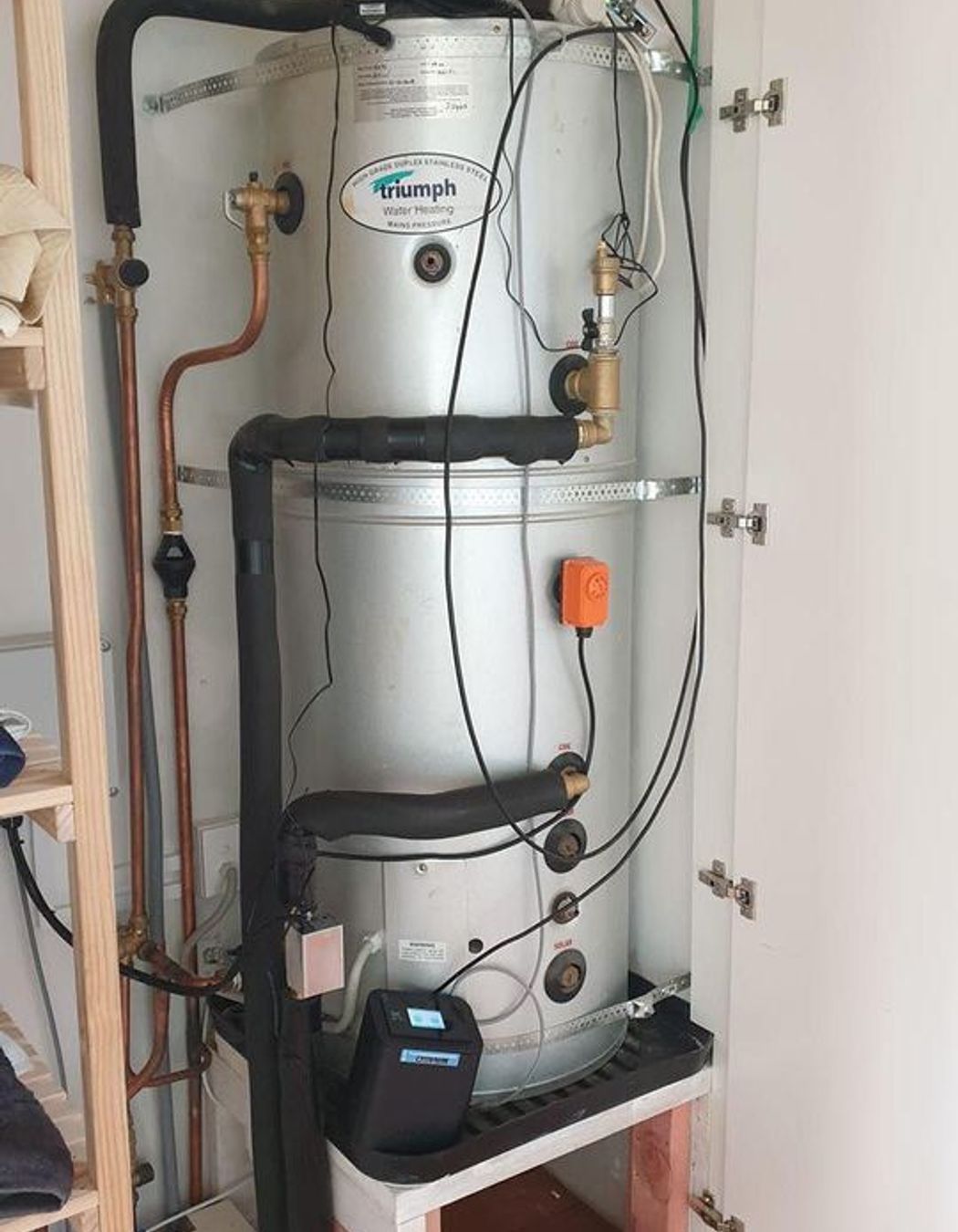 Tikokino House - Central heating & Domestic Hot Water