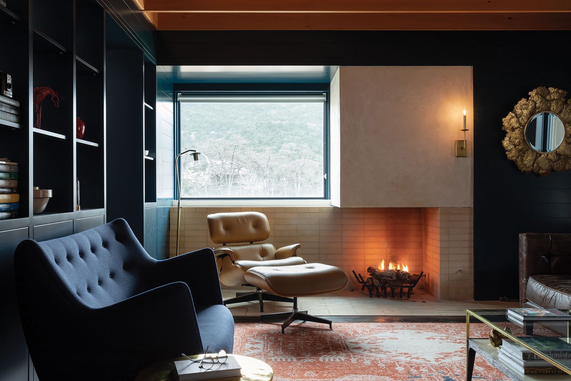 14CampFrioCuppettKilpatrickArchitectureandInteriorDesignliving-room-fireplace-midcentury-chair.jpg