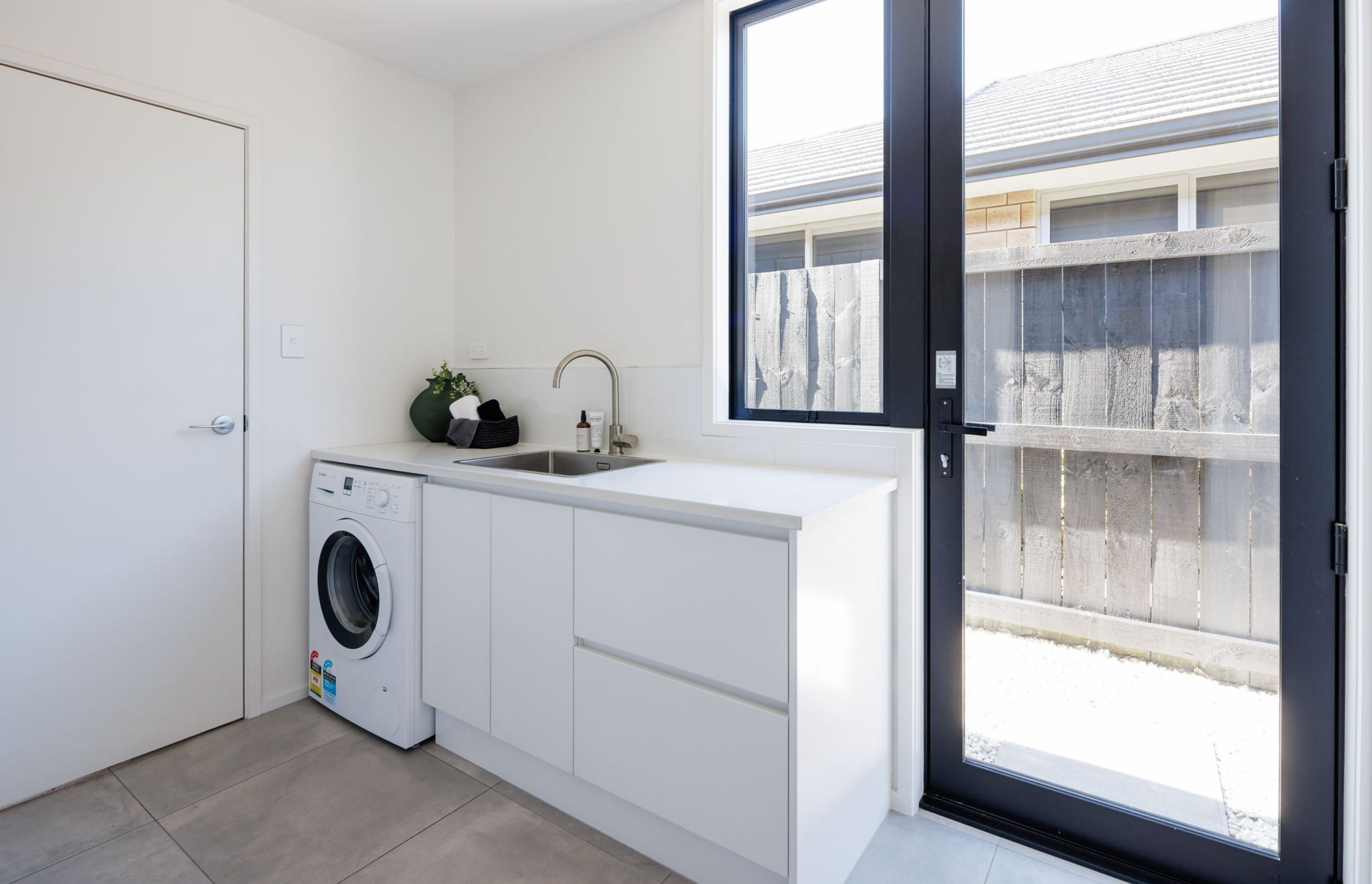 17-web-or-mls-14inHouseAR56381.jpg