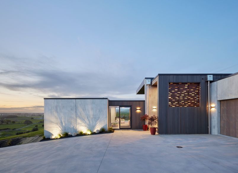 Stepped Ridge House