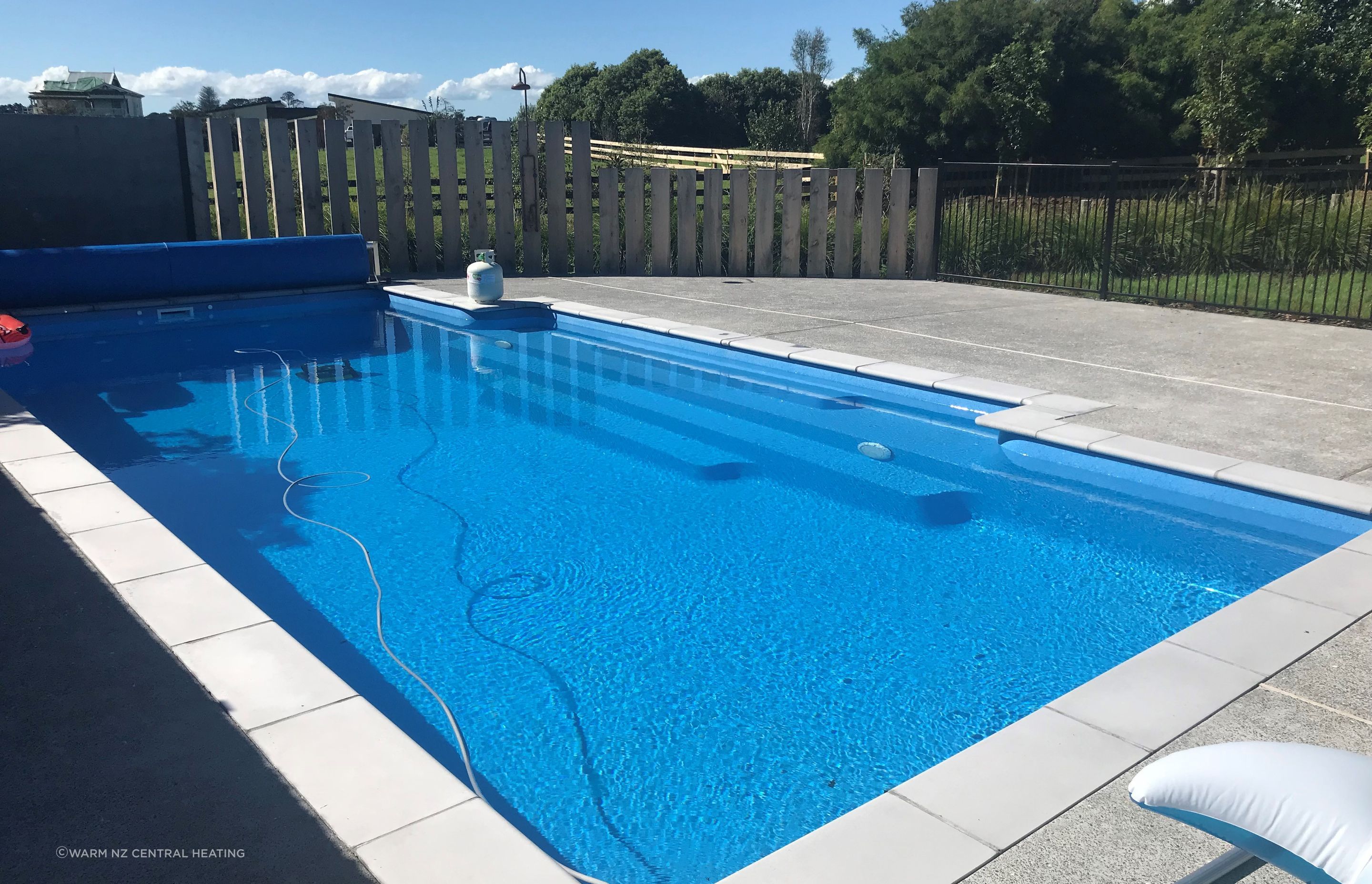 Clarks Beach - Heated Swimming Pool