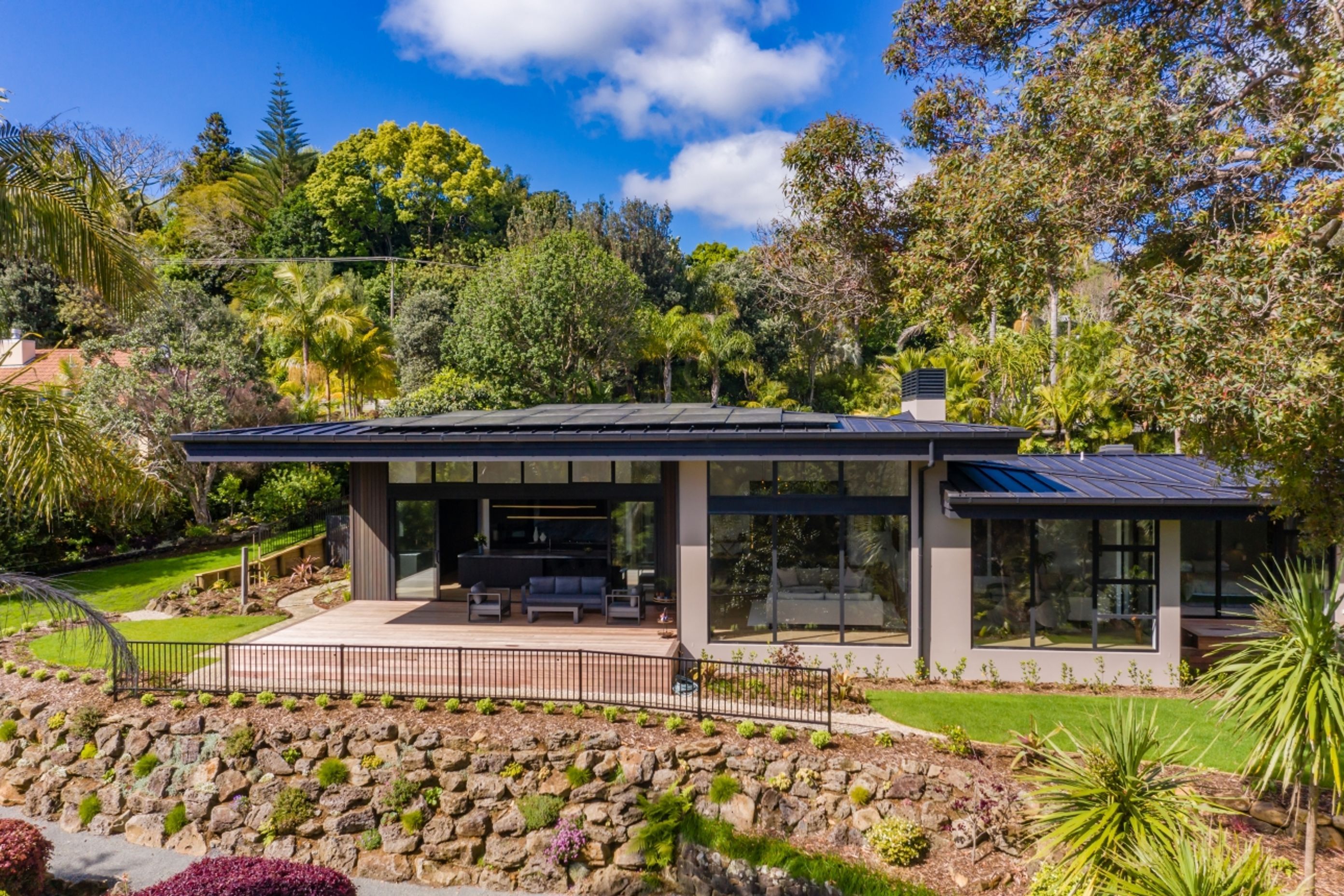 Pa Road Residence