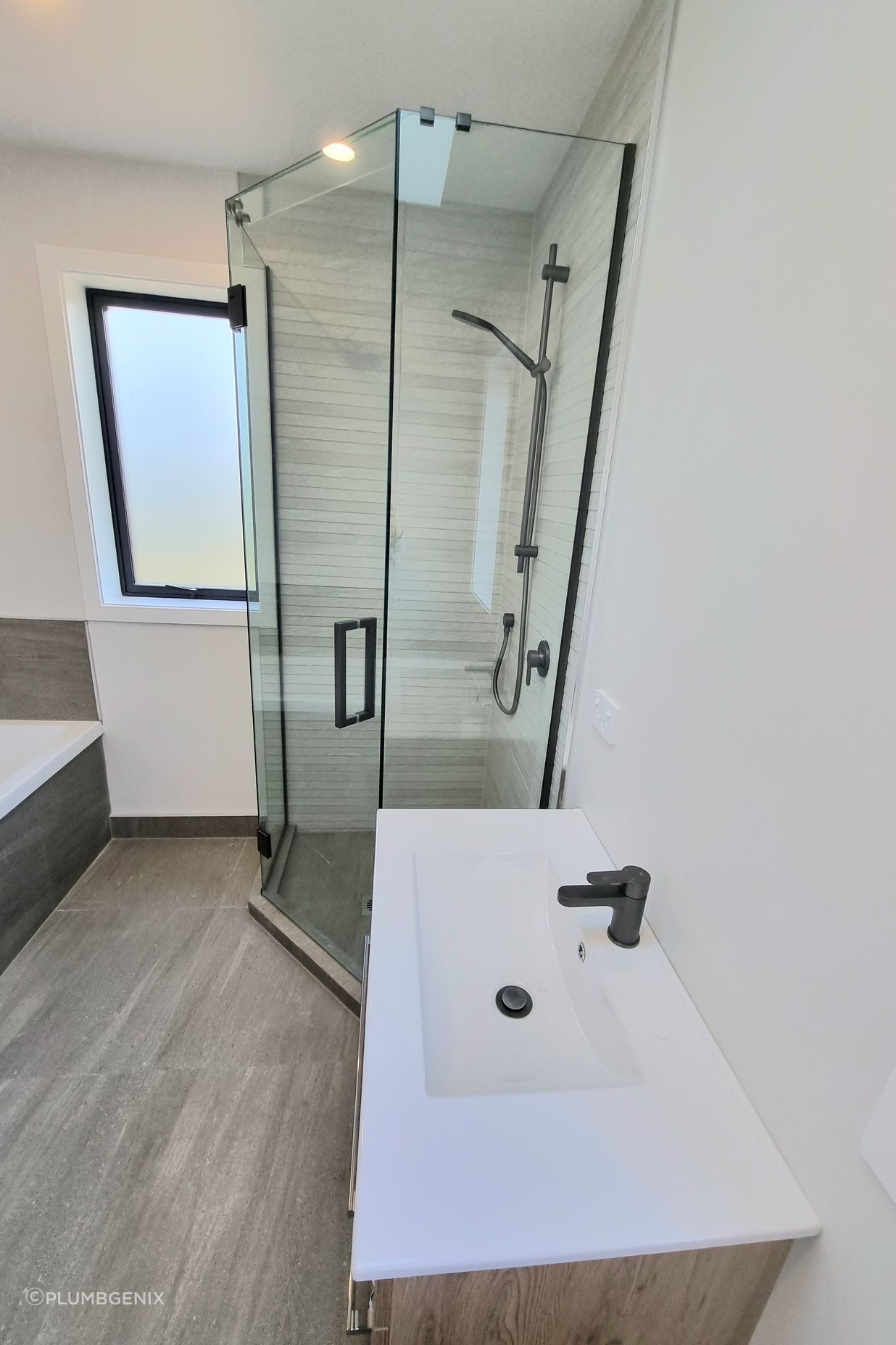 Landmark New Build in Akatarawa