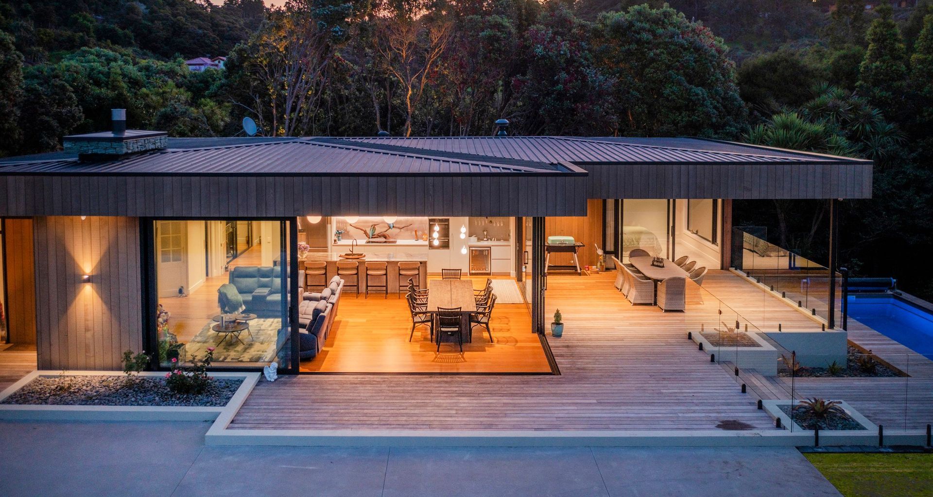 Cooks Beach Holiday Home banner