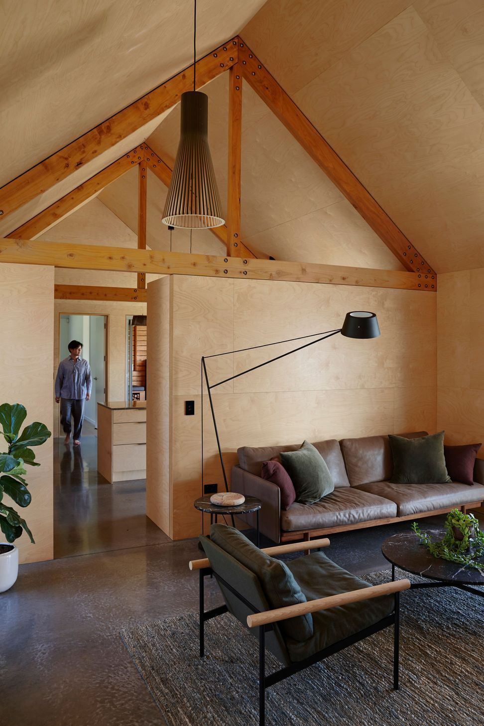 2212-SGA-Appleshed-Hse3276x.jpg