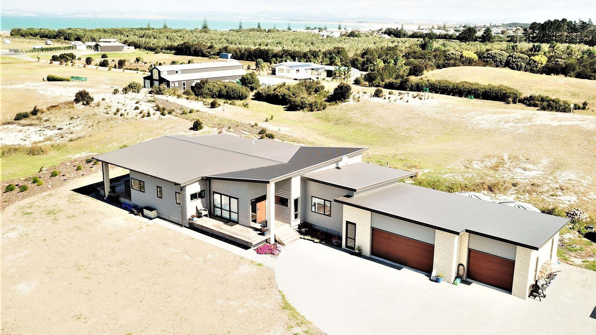 Tokerau House banner