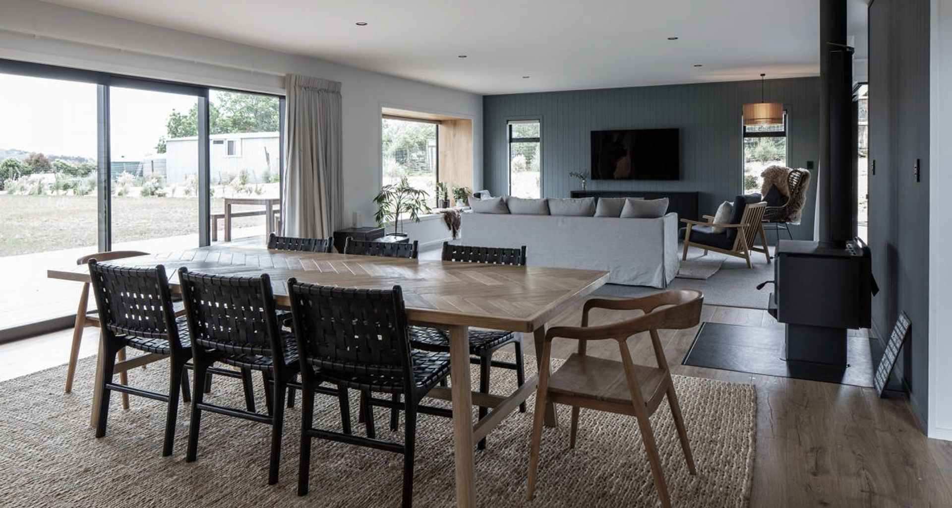 Modern Family Home banner