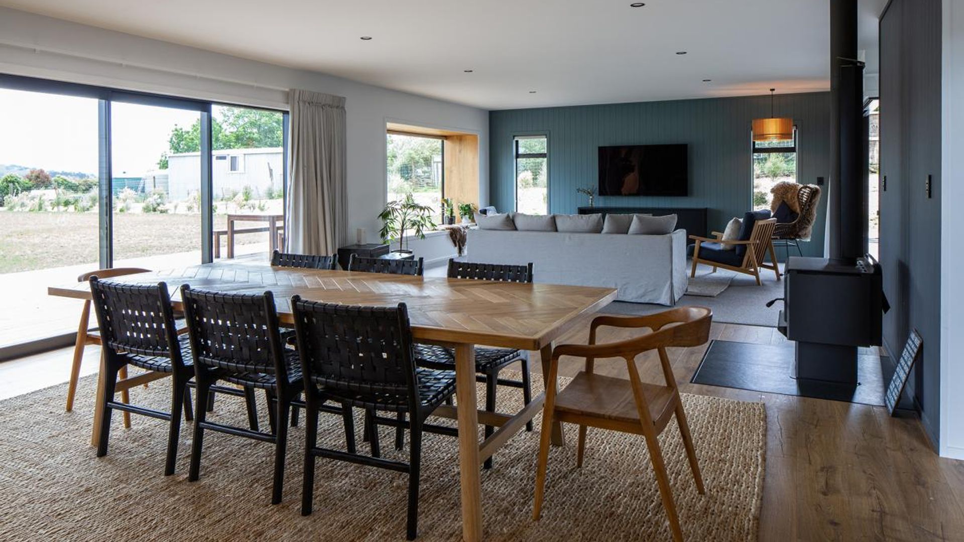 Modern Family Home banner
